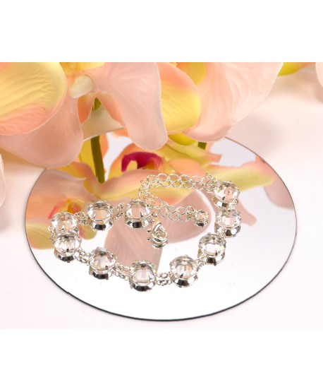 Bransoletka z przezroczystych kryształków