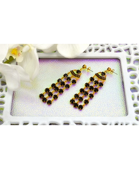 Kolczyki czarny kryształek w złotej oprawie