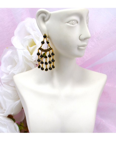 Kolczyki - czarny chanel w złocie - długość 6 cm