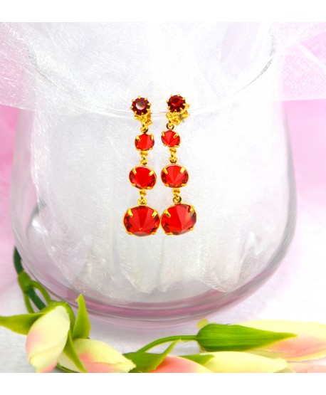 Kolczyki kryształki czerwone w złocie