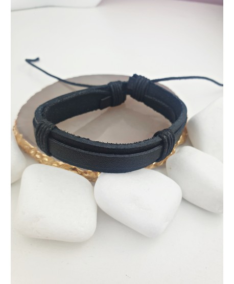 Bransoletki męskie na rzemianiach