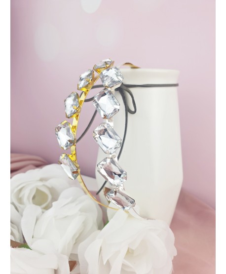 Opaska do włosów z ozdobną aplikacją