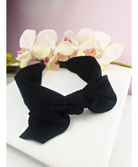 Opaski z węzełkiem i kokardką