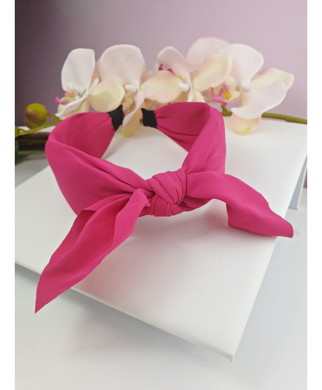 Opaski z węzełkiem i kokardką