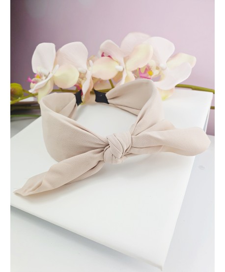 Opaski z węzełkiem i kokardką