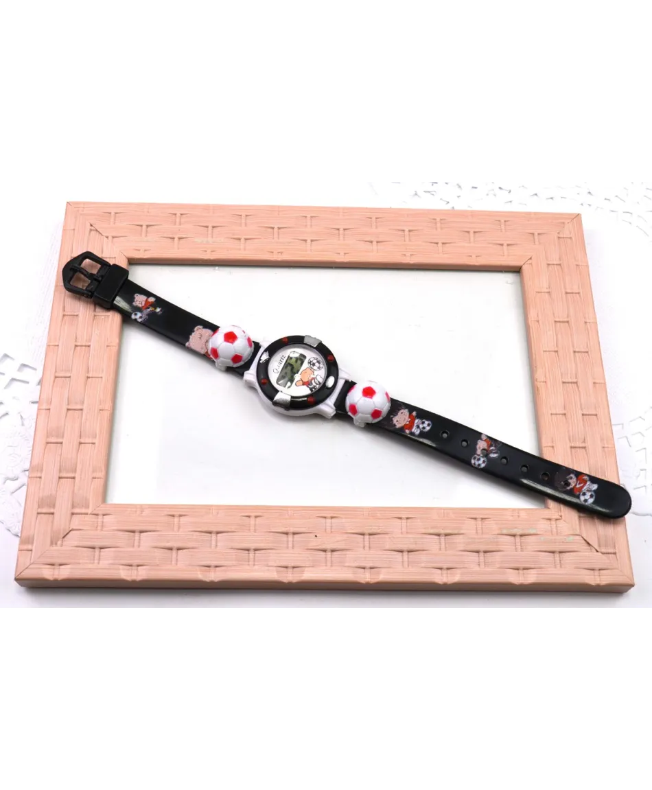 Zegarki elektroniczne chłopięce kolory