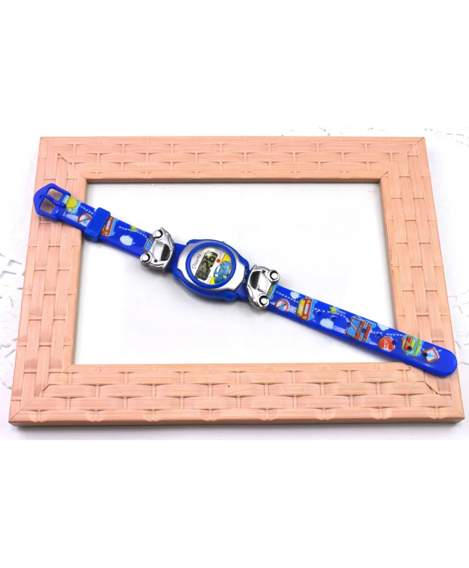 Zegarki elektroniczne chłopięce kolory