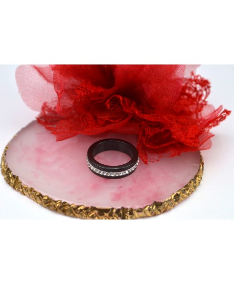 Pierścionek czarny ceramiczny dżety