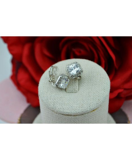 Klipsy srebrne z dużym kryształkiem