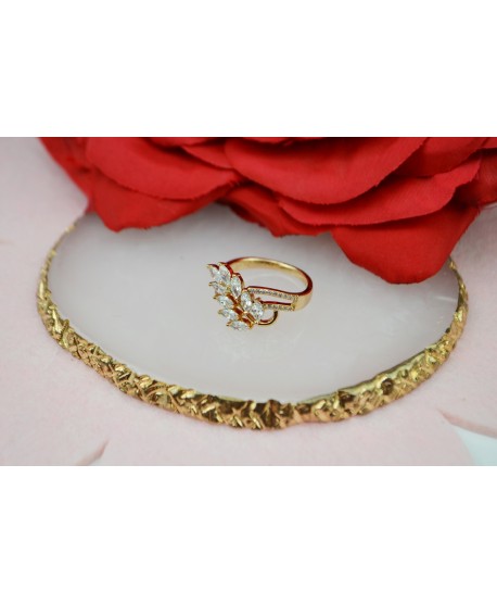 Pierścionek stal złoty listek z kryształkami