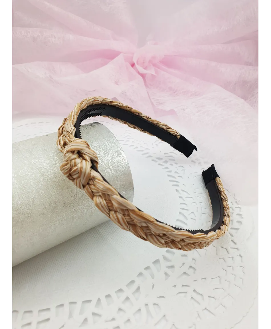 Opaski słomkowe z węzełkiem