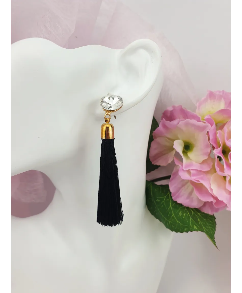 Kolczyki chwosty z dużym oczkiem kolory Kolczyki chwosty z dużym oczkiem kolory