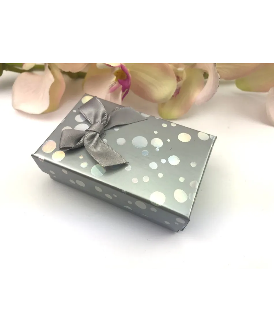 Opakowanie ozdobne w kropki