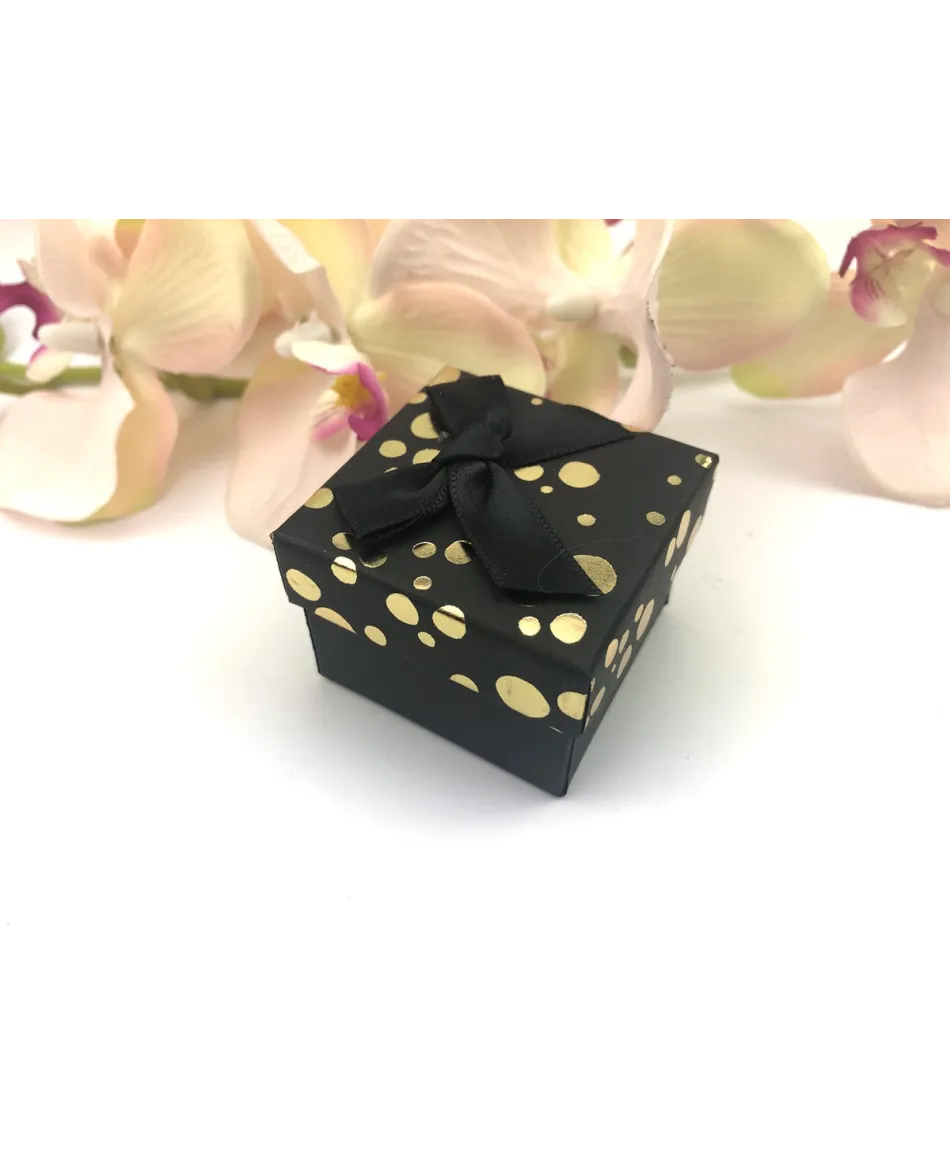 Opakowanie ozdobne mały kwadracik w kropki