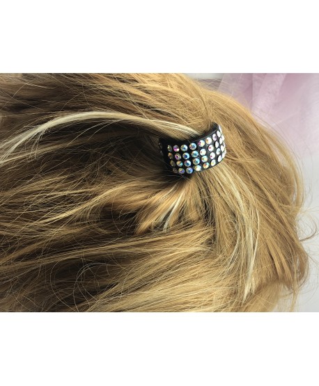 Spinka na kucyk z błyszczącymi cyrkoniami