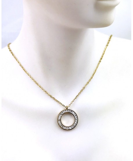 Naszyjnik z kółeczkiem wysadzanym dżetami