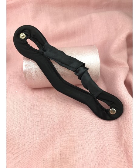 Czarny twister z zapięciem