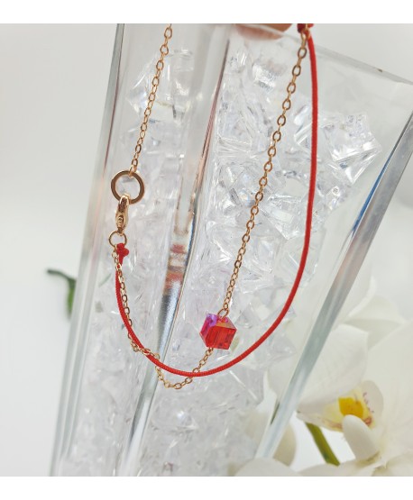 Bransoletka stal kryształek na czerwonym sznureczku