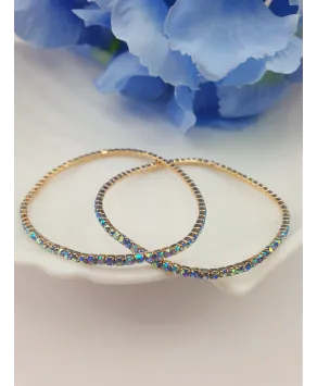 Bransoletki z małych kryształków na gumeczce