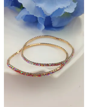 Bransoletki z małych kryształków na gumeczce