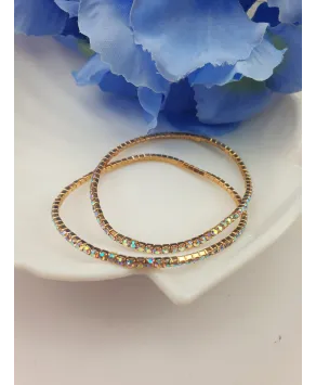 Bransoletki z małych kryształków na gumeczce