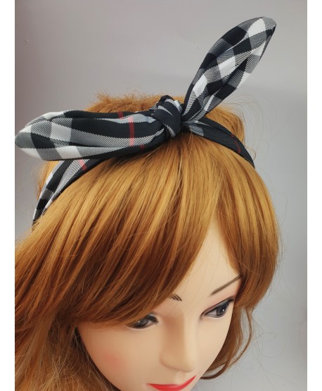 Opaski na gumce z kokardą w kratkę