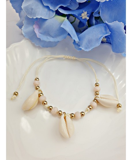 Bransoletki na rękę z muszelek