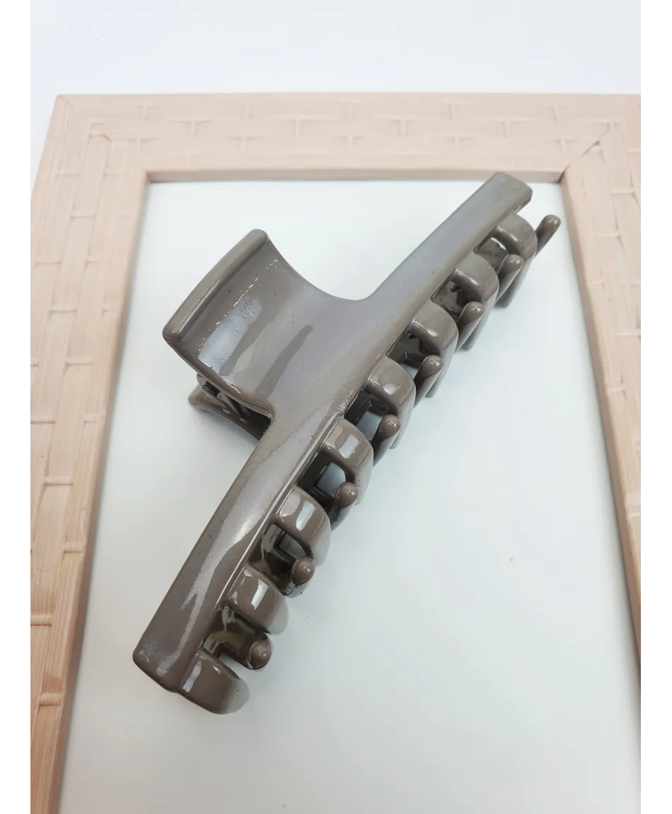 Spinka szczęka w ciemniejszych kolorach do wyboru