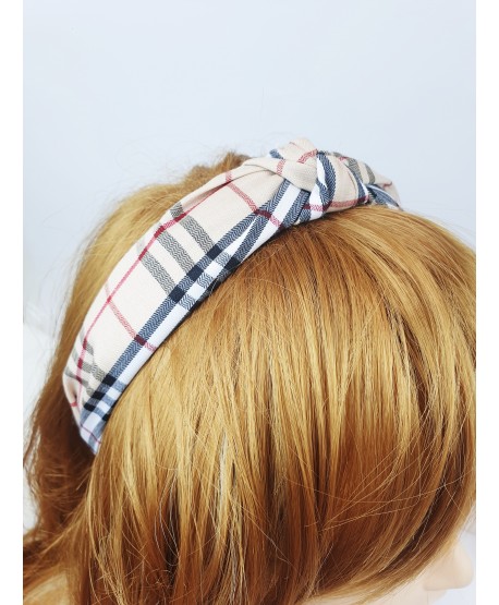 Opaski z węzłem w kratkę