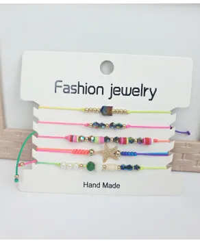 Kolorowe bransoletki na sznureczku- komplet