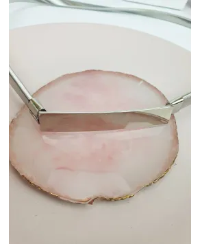 Srebrny pasek na sprężynce z klasyczną klamrą