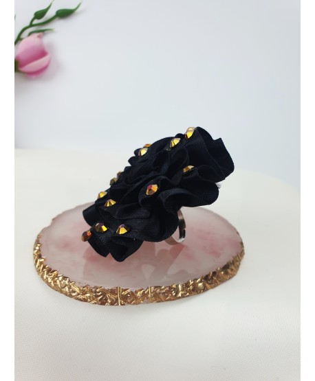 Pierścionek z bardzo dużym kwiatem