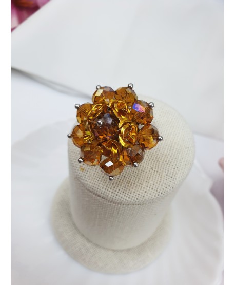 Pierścionek z dużym kwiatem z kryształków