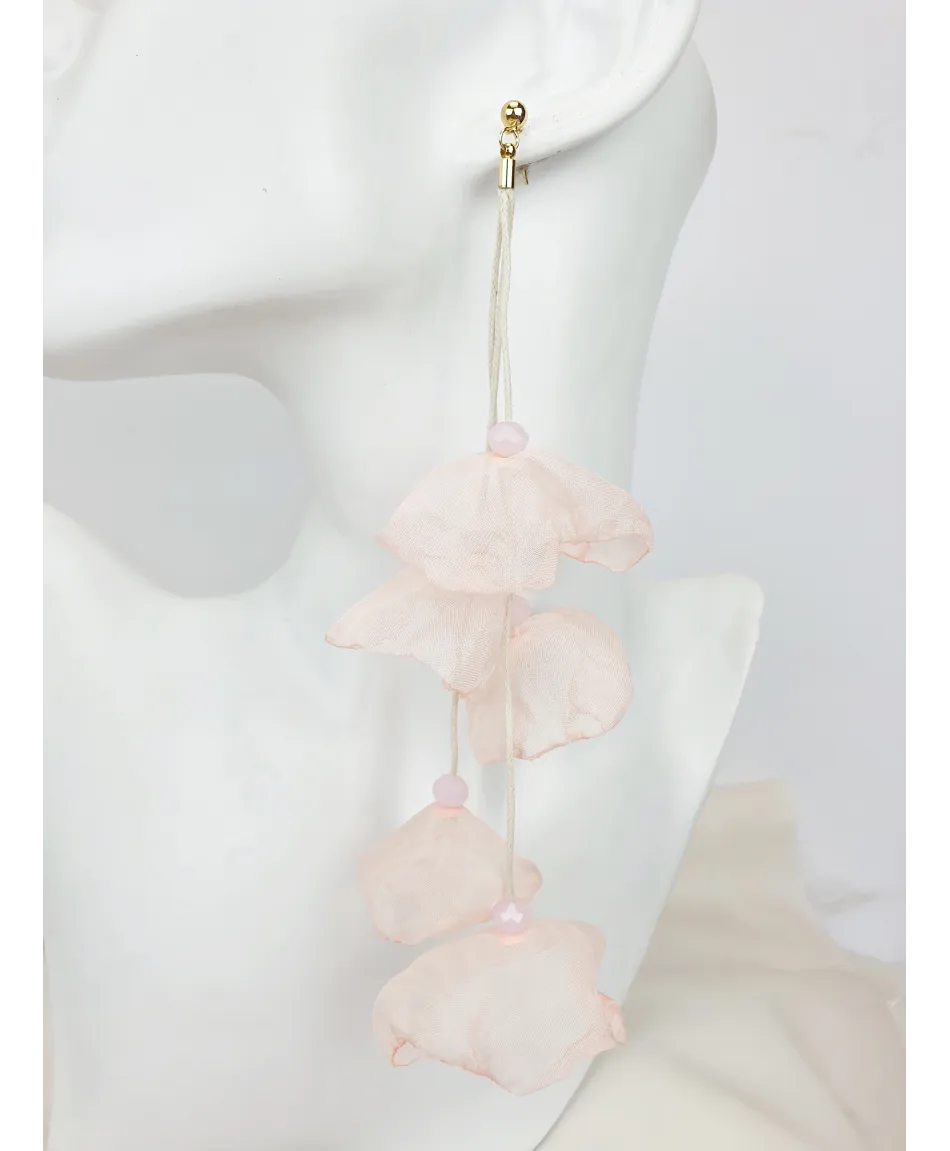 Kolczyki z jedwabiem i koralikami