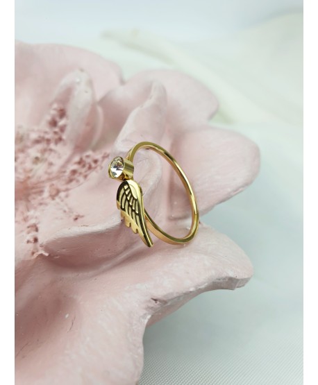 Pierścionek stal złoty ze skrzydełkiem