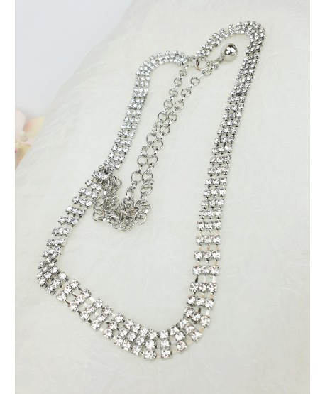 Biżuteryjny pasek błyszczący do sukienki