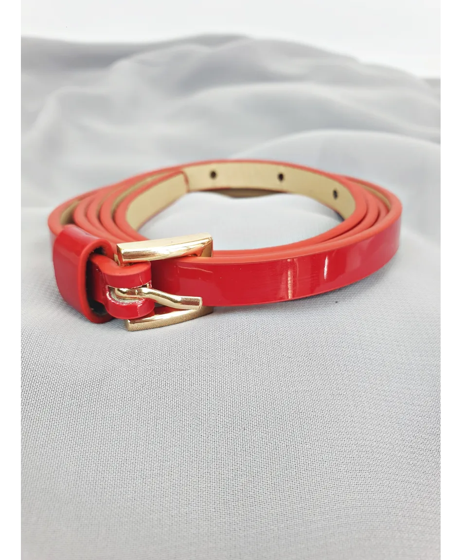 Cienki pasek do sukienki ze złotą klamerką