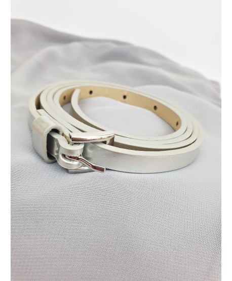 Cienki pasek do sukienki ze złotą klamerką