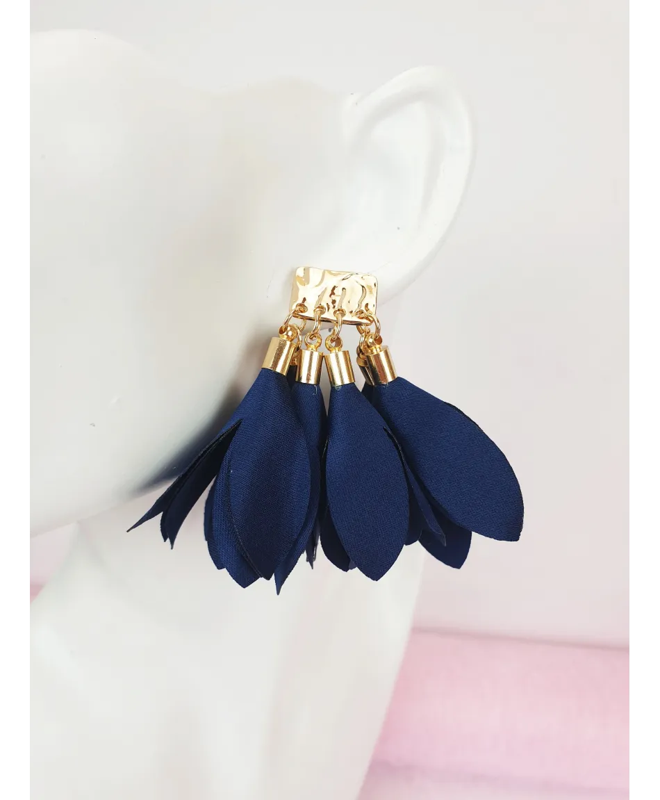 Kolczyki jedwabne krótkie kwiaty