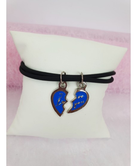 Bransoletki przyjaźni z serduszkami z napisem "I love you"