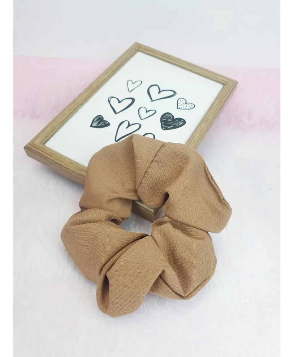 Gumki do włosów scrunchie beżowe wzory