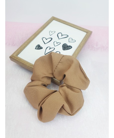 Gumki do włosów scrunchie beżowe wzory