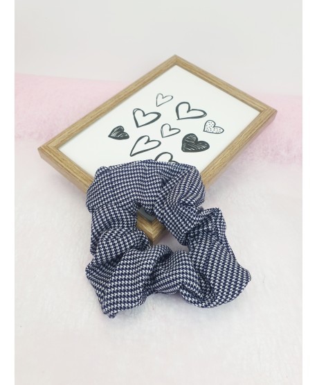 Gumki do włosów scrunchie granatowe wzory