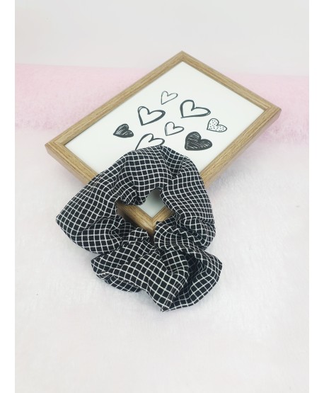 Gumki do włosów scrunchie czarne wzory