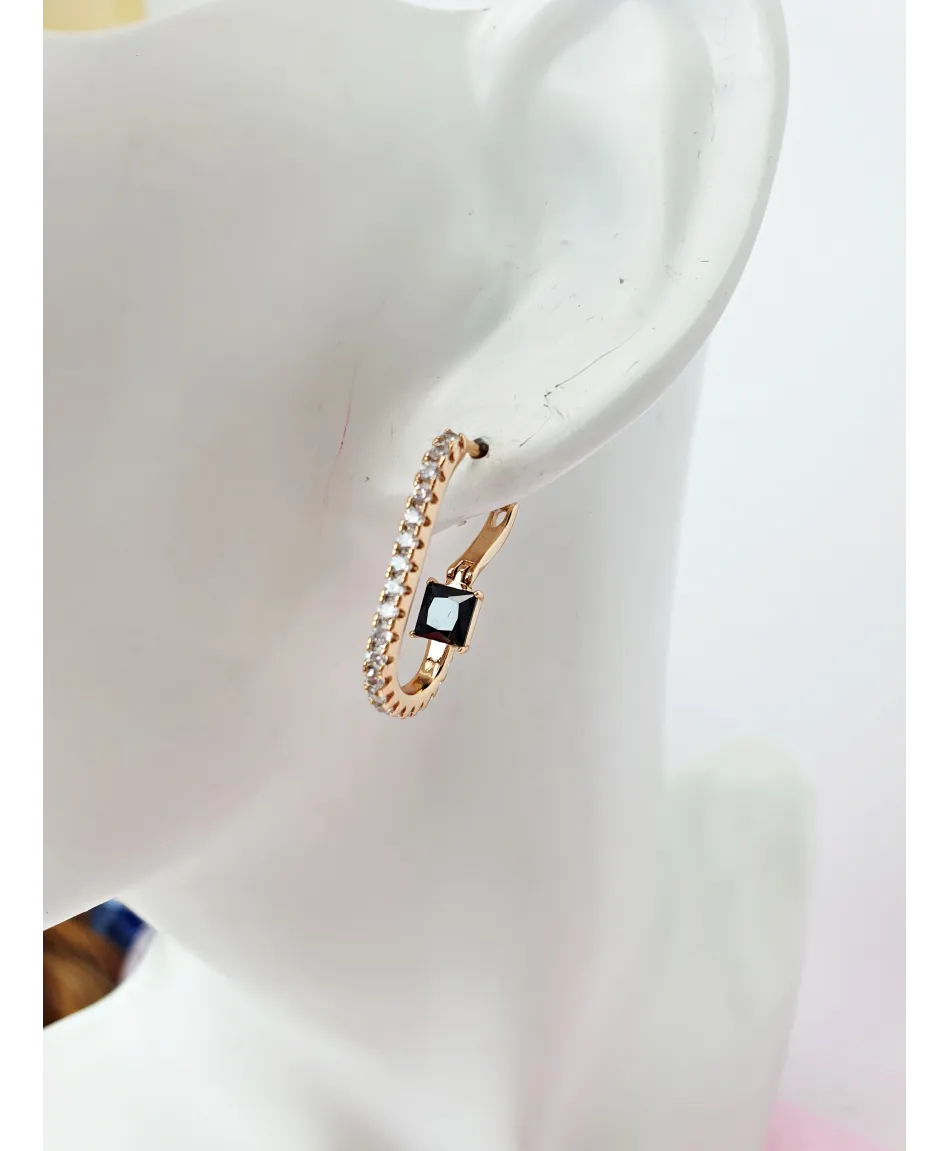 Kolczyki prostokątne z kolorowym kryształkiem