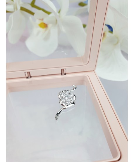 Zawieszka srebrna stal w kształcie kwiatuszka