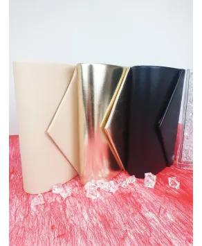 Torebka kopertówka  czarna nude