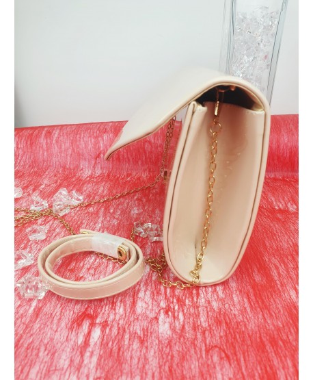 Torebka kopertówka róż lakierowana