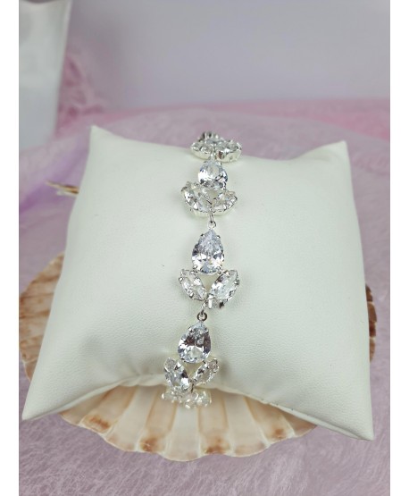 Bransoletka z łezkowych cyrkonii