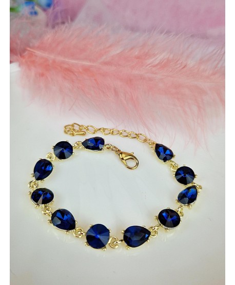 Bransoletki z kryształków w kolorach